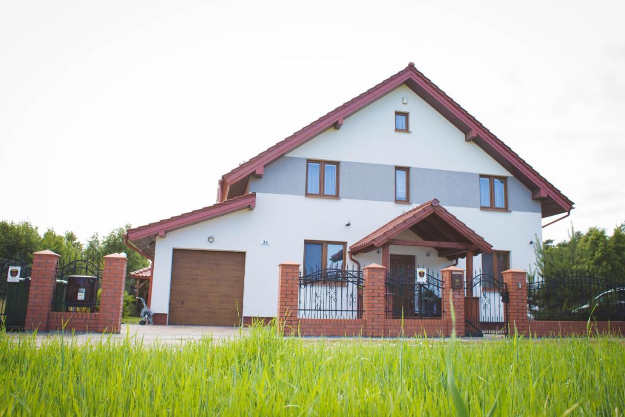 Ewa Pokoje Goscinne Mieroszyno Exterior photo