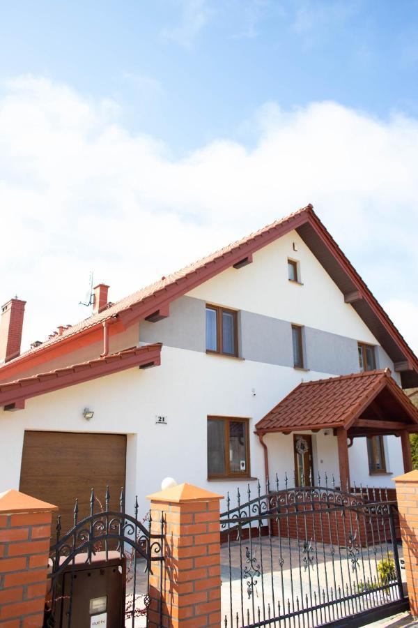 Ewa Pokoje Goscinne Mieroszyno Exterior photo